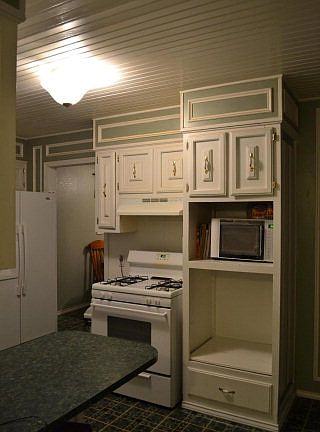 5th image of 2744 Kay Ave