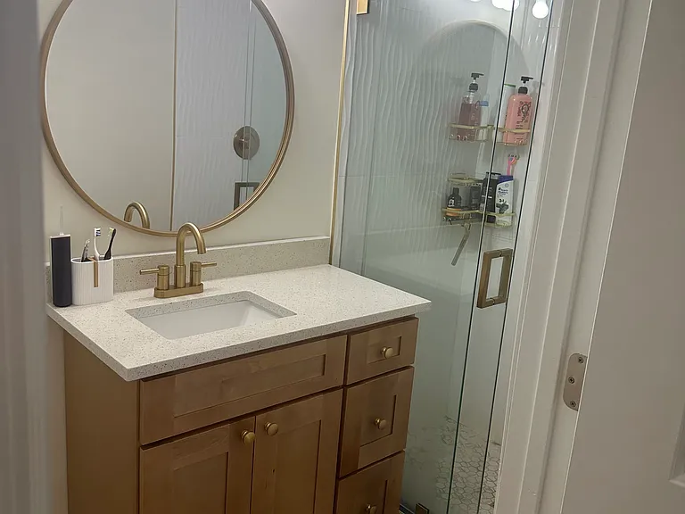 4425 SE 9th Ave — Photo 3