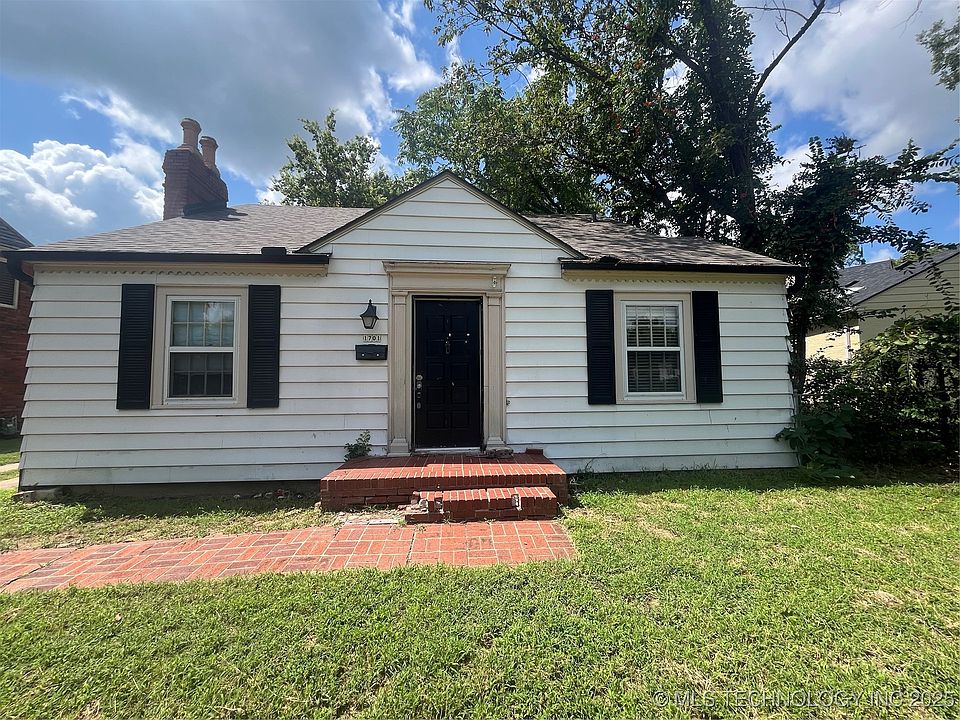 1st image of 1701 S Dewey Ave