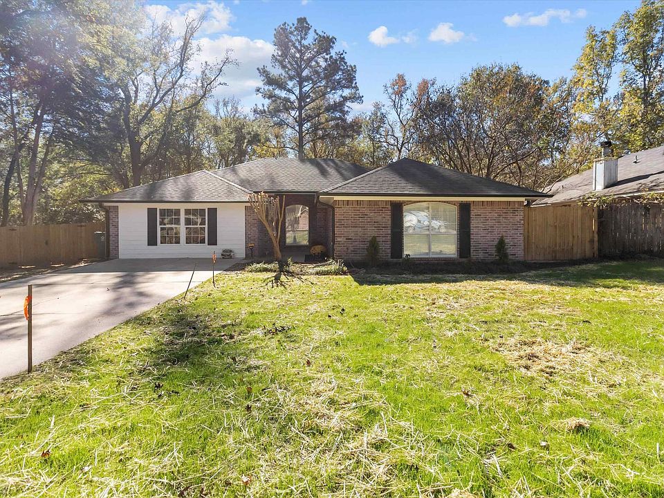 1st image of 15631 Brittain Ct