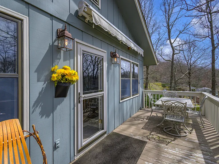 188 Laurel Hill Dr — Photo 46
