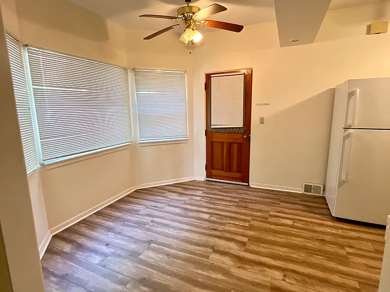 82 Floral Ave #1 — Photo 4