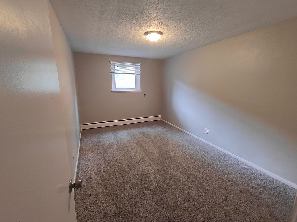 1st image of 1086 York Ave #16