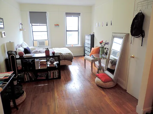 Rented by J Misrahi Realty Corp | media 7