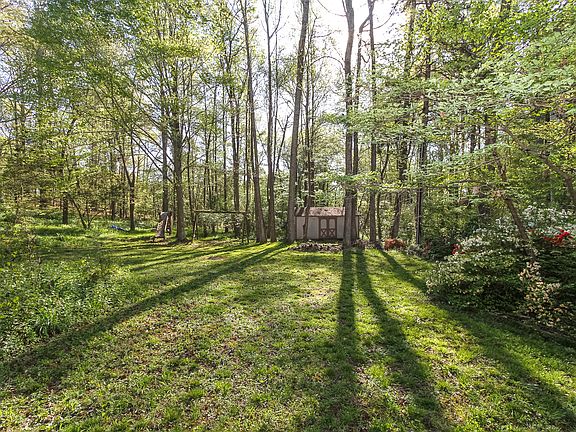 2nd shed with electricity