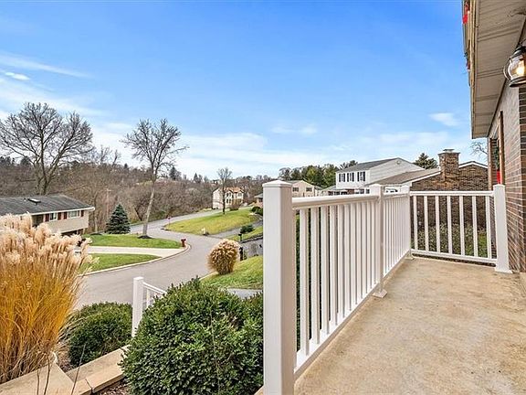 4th image of 3107 Julie Dr