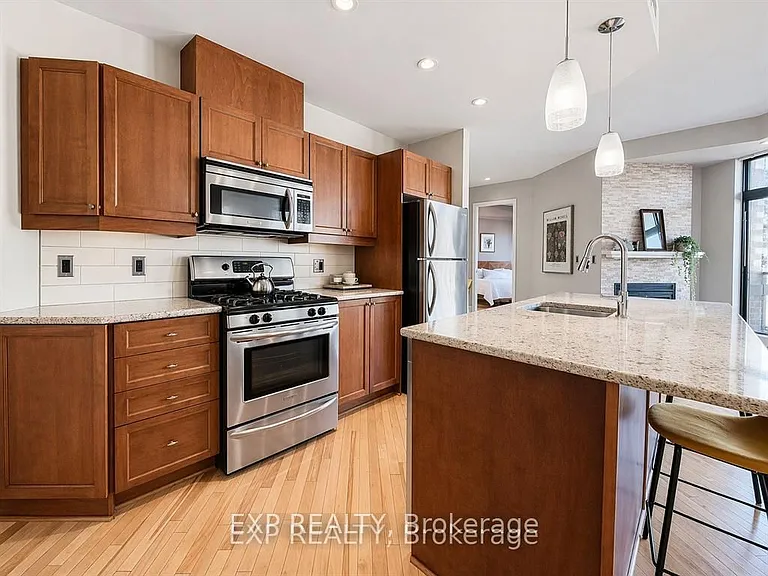 260 Besserer St #209 — Photo 9