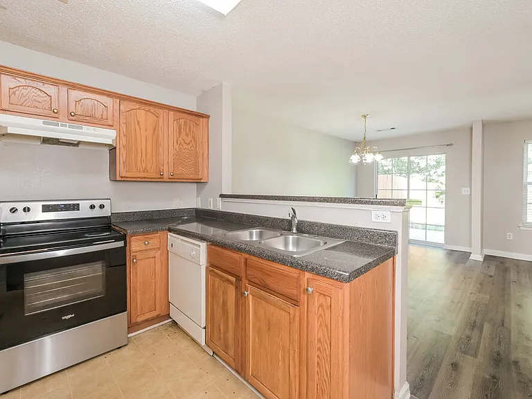 340 Parkway Rd #340 — Photo 8