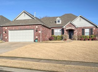 845 W 150th Pl, Glenpool, OK 74033