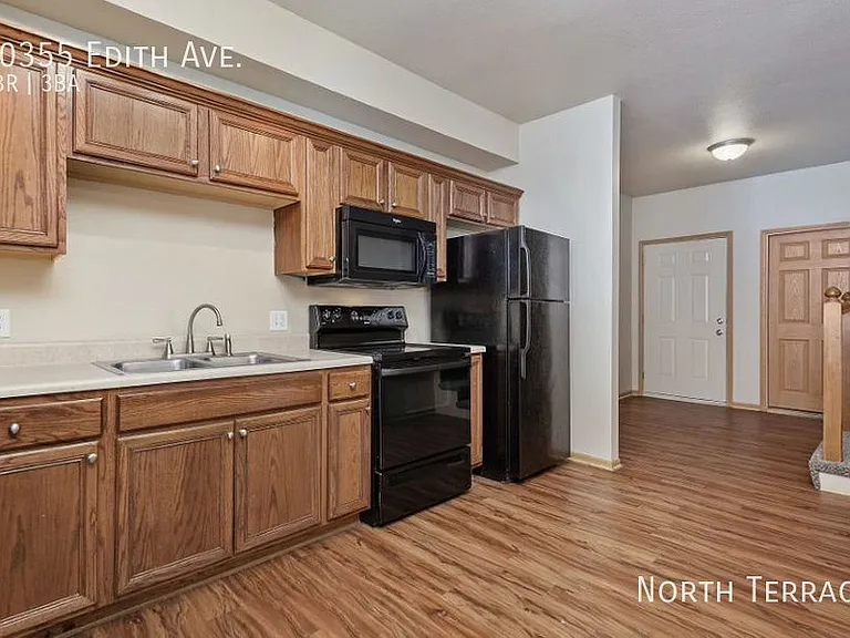 10355 Edith Ave — Photo 2
