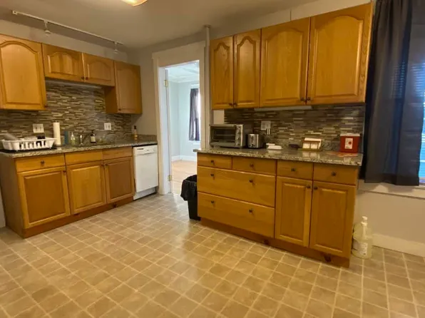 31 Franklin St Floor 1, Easthampton, MA 01027