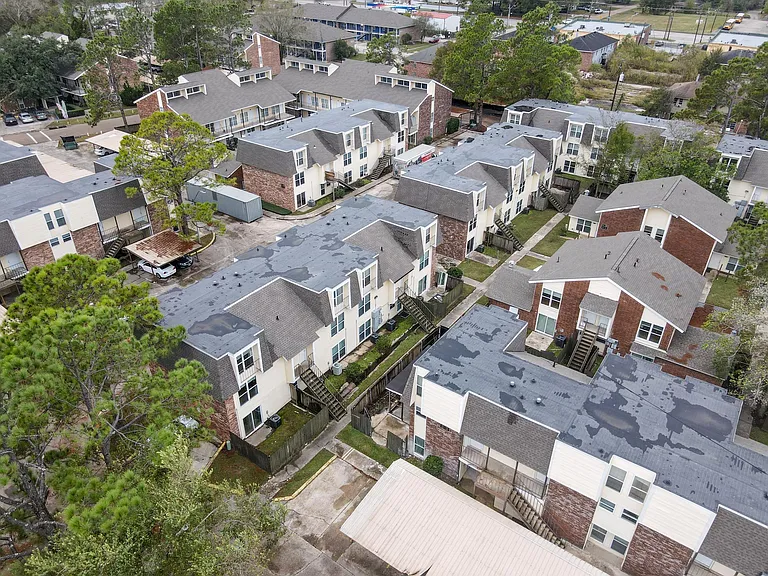 Oak Lane Apartments — Photo 46