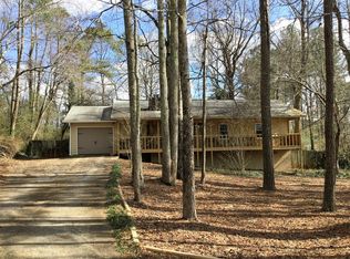 6850 Summer Hill Dr, Douglasville, GA 30135