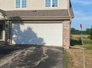 1911 Mallard Pointe CIRCLE #H, Waukesha, WI 53189