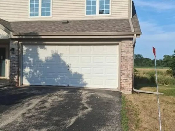 1911 Mallard Pointe CIRCLE #H, Waukesha, WI 53189
