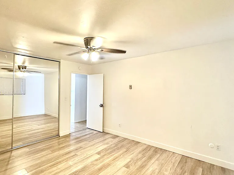 1333 Five D Dr #1333 — Photo 5