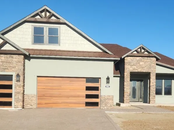 916 Holstein Ct, Gardnerville, NV 89460