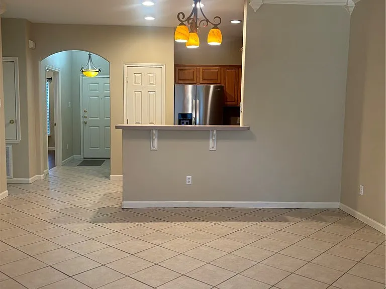 931 Moore Ave — Photo 10