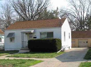 1409 N Morris Ave, Bloomington, IL 61701