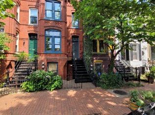 206 10th St SE #B, Washington, DC 20003