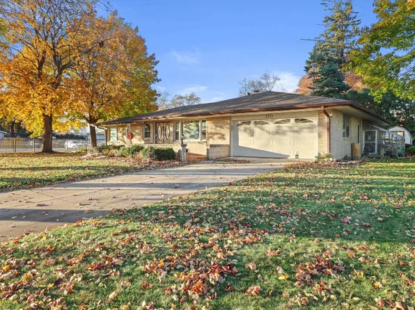 2113 Mt Zion AVENUE, Janesville, WI 53545