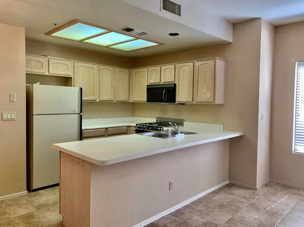 19400 N Westbrook Pkwy Unit 120, Peoria, AZ 85382