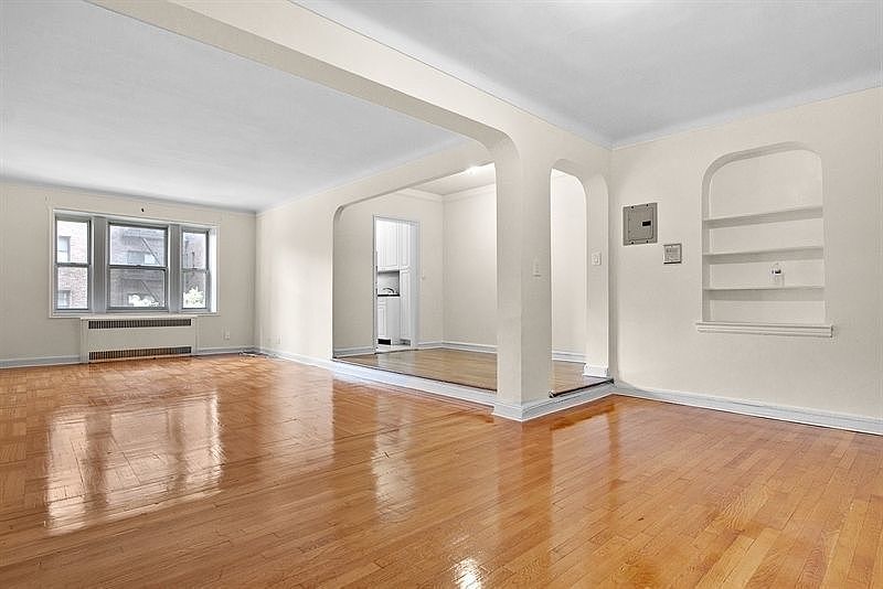 2nd image of 72-72 112th St #6O