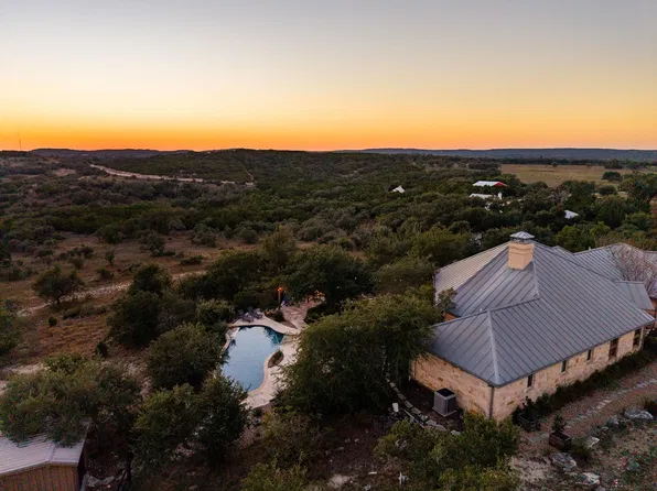 8075 Mount Sharp Rd, Wimberley, TX 78676