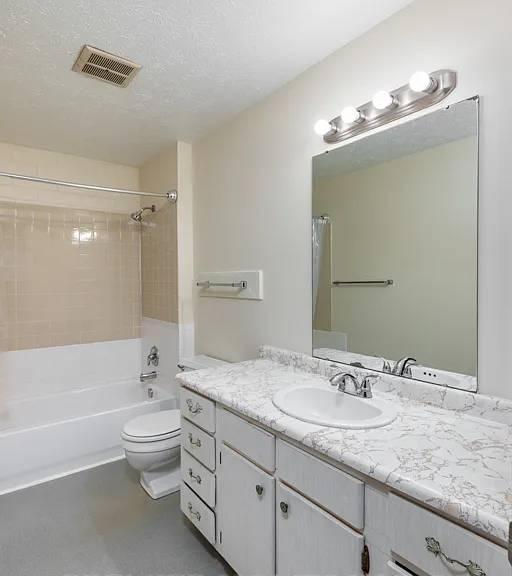3716 Martindale Rd NE #F — Photo 8