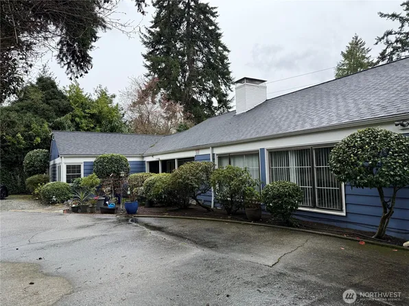 808 91st Avenue NE, Bellevue, WA 98004