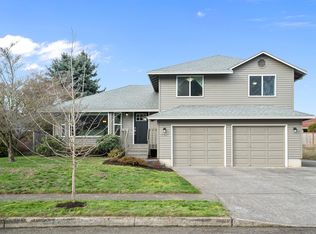 15947 NE Hancock St, Portland, OR 97230