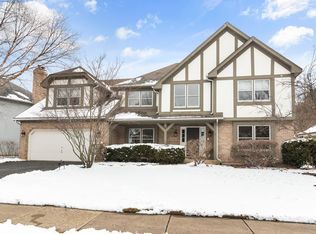1940 Slippery Rock Rd, Naperville, IL 60565