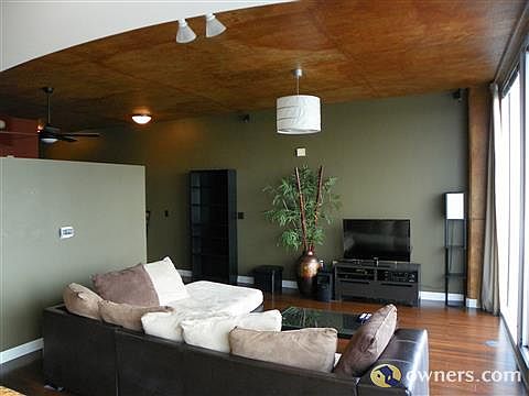 2nd image of 155 Court Ave #2508