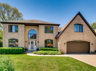 22W215 Temple Dr, Medinah, IL 60157