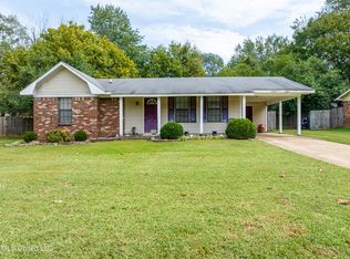 6240 Cornwall Rd, Horn Lake, MS 38637