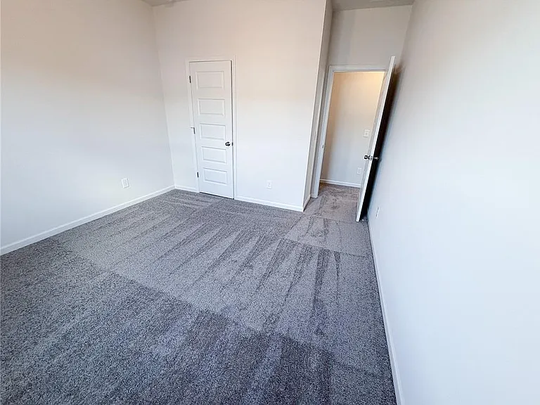 1017 Stiles Ct — Photo 11