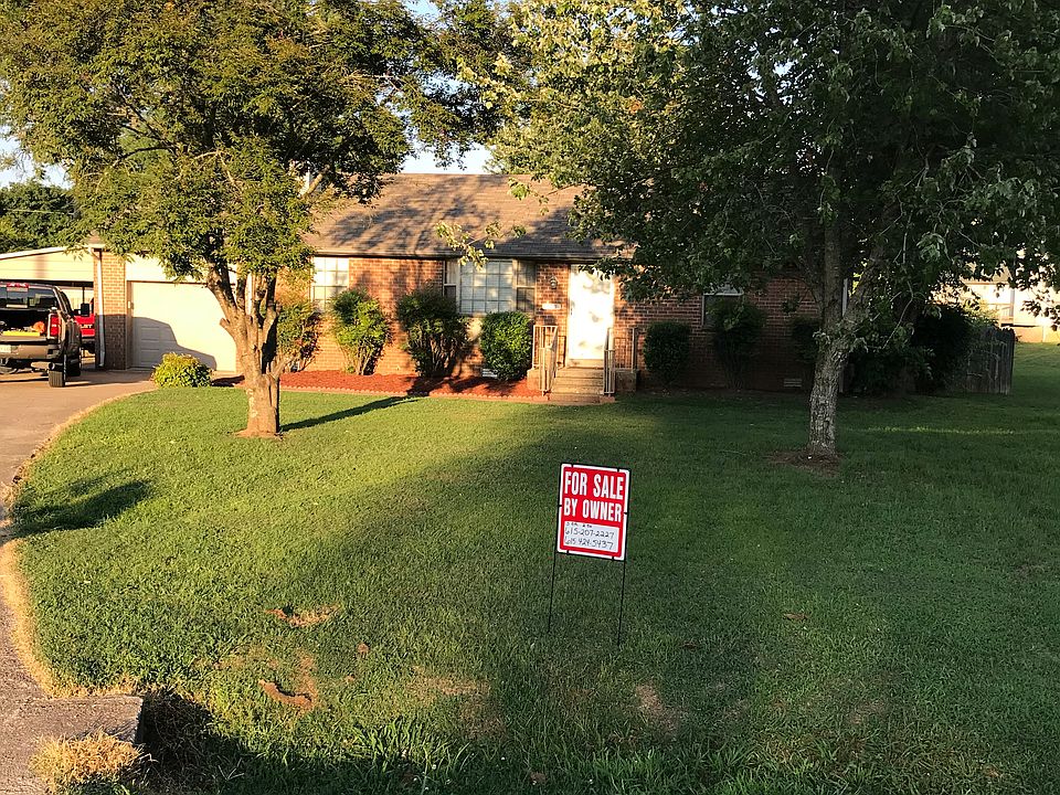 1st image of 405 Acorn Ct