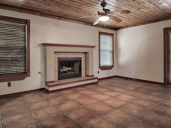 4th image of 1313 John Ring Ln