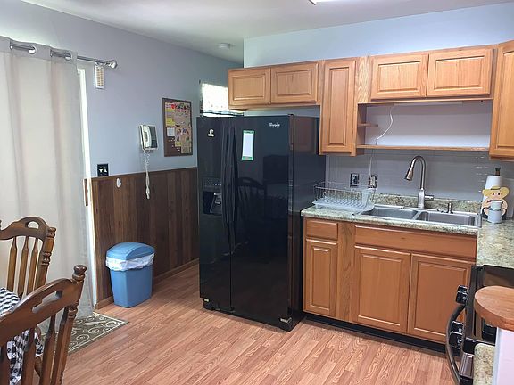 5th image of 1511 Sweet Briar Ave