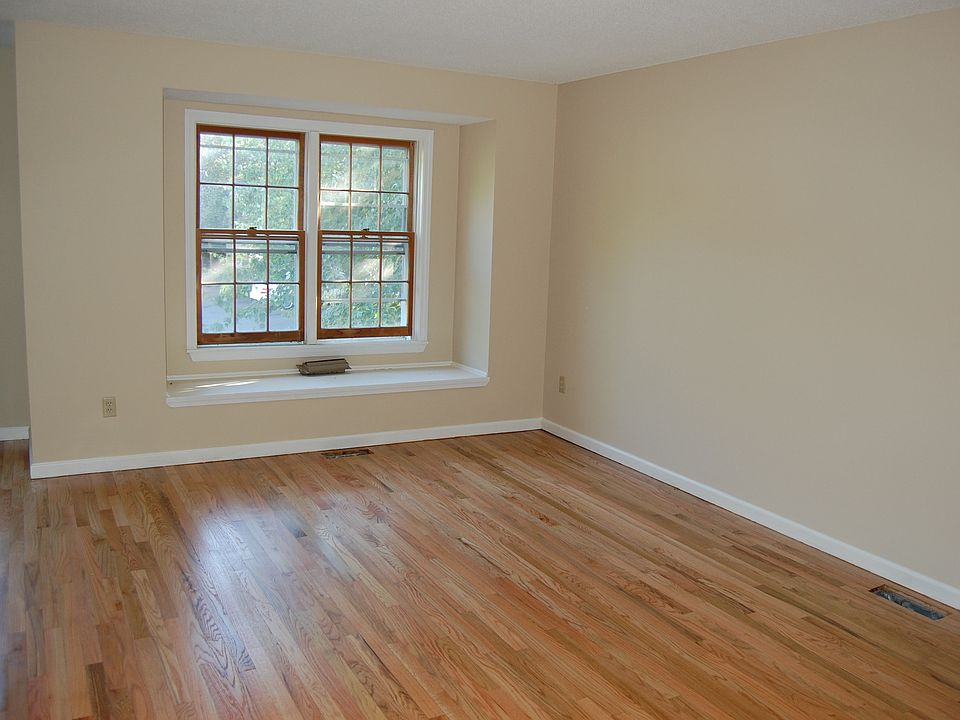 Living Room w HW floors