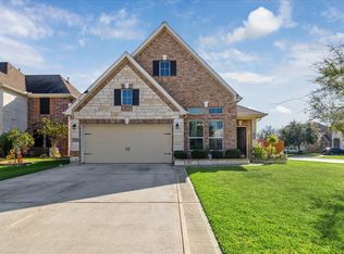 8302 Bay Oaks Dr, Baytown, TX 77523