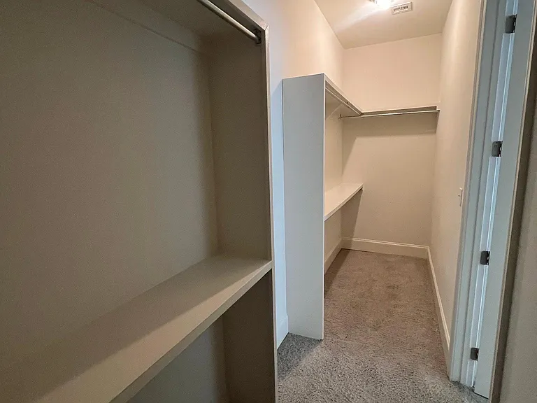 6040 Milne Blvd — Photo 42