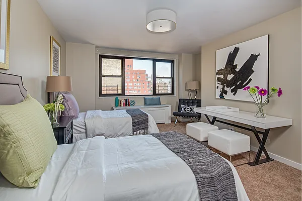 Sold by Stribling | media 2