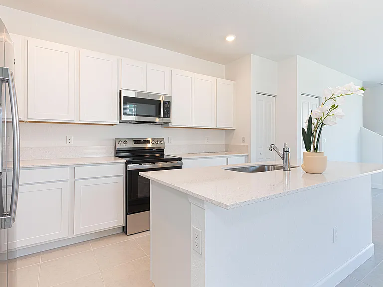 503 SE Rivergrass St — Photo 21
