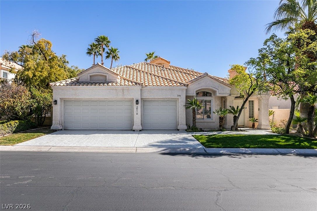 2016 Bay Hill Dr