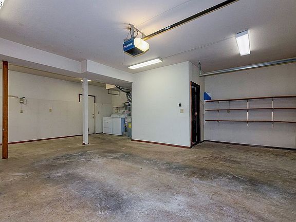 4th image of 2611 SE Blairmont Dr