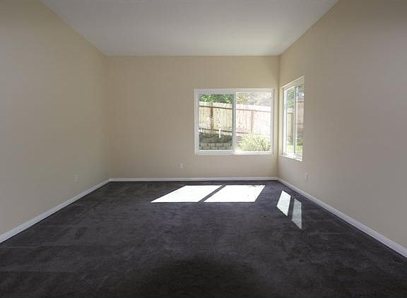 4th image of 7926 Tinaja Ln