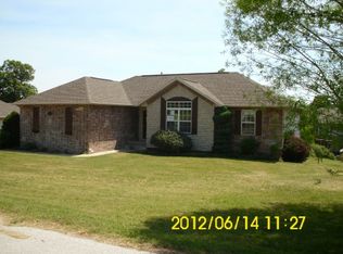 11295 Oak Tree Dr, Mountain Grove, MO 65711