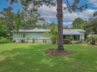 2167 Maryland Ave, Carrabelle, FL 32322