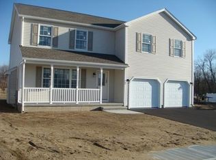 21 Wells St, Springfield, MA 01104